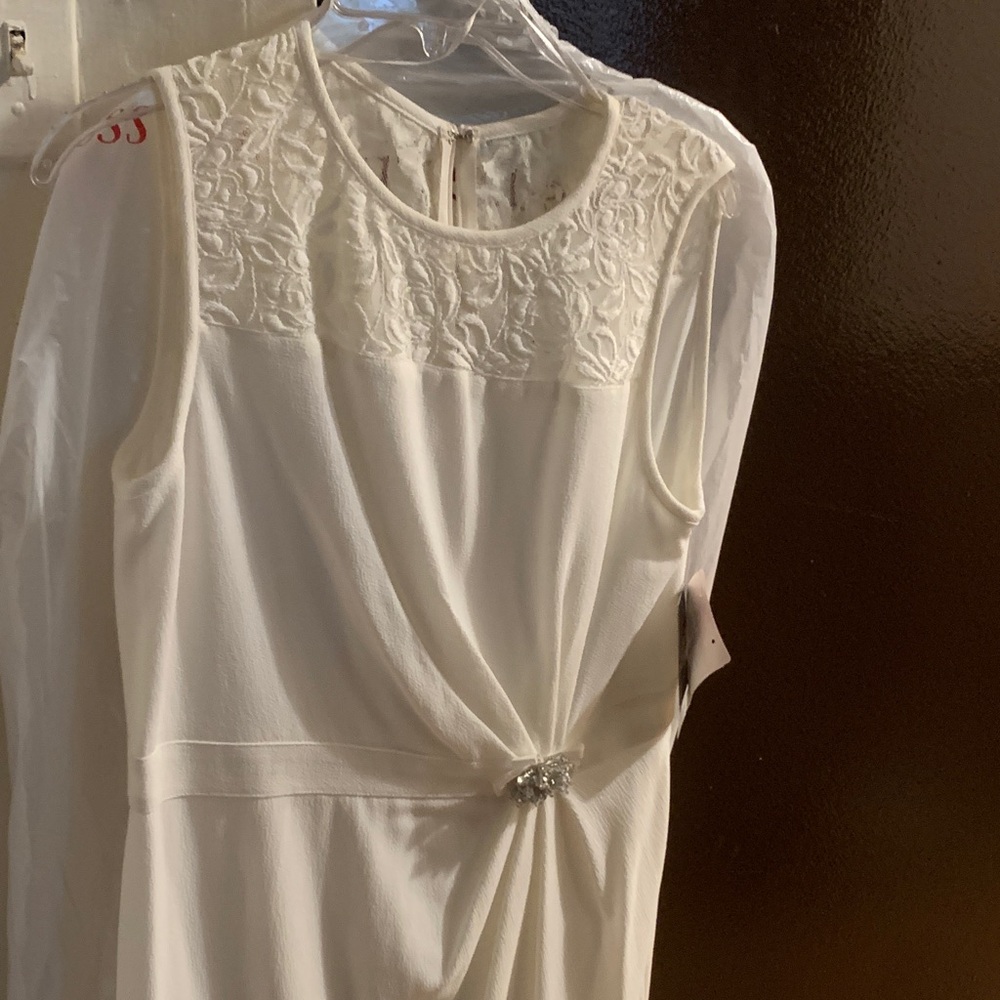 Sandra Darren White Sleeveless Dress